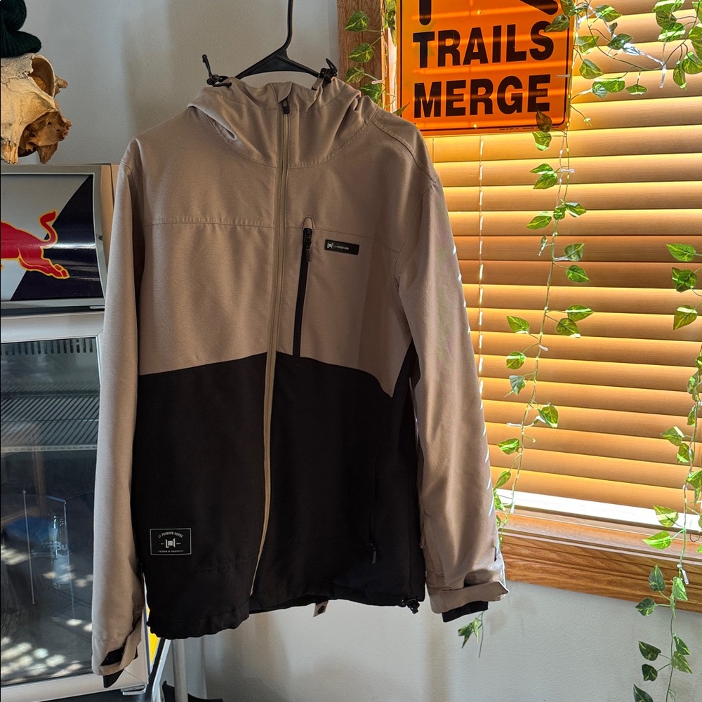 L1 winter snowboard jacket